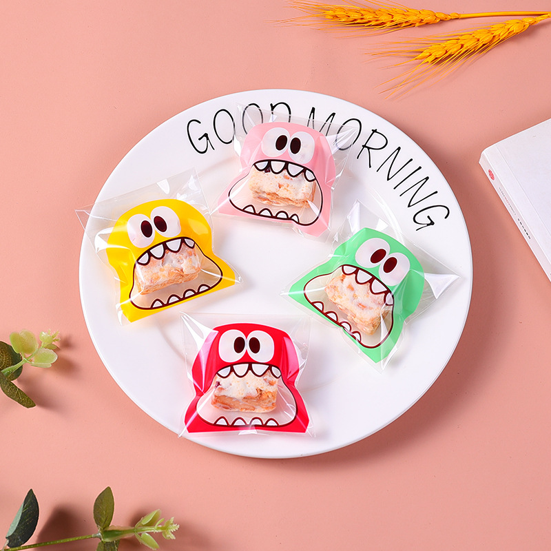 100 個のクッキーキャンディバッグかわいい漫画自己粘着プラ - Food Or Snacks のレビューと価格